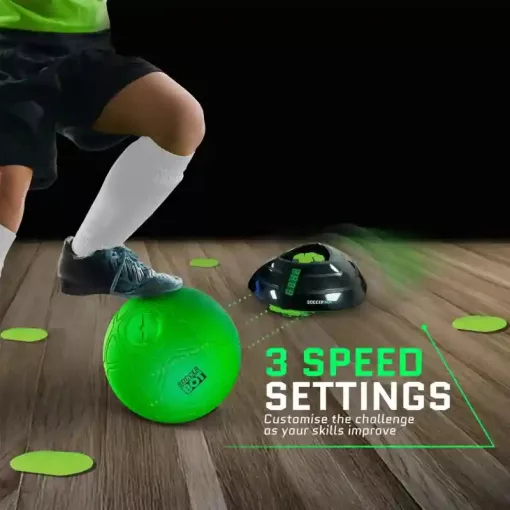 Soccer Bot interaktív fociedző robot