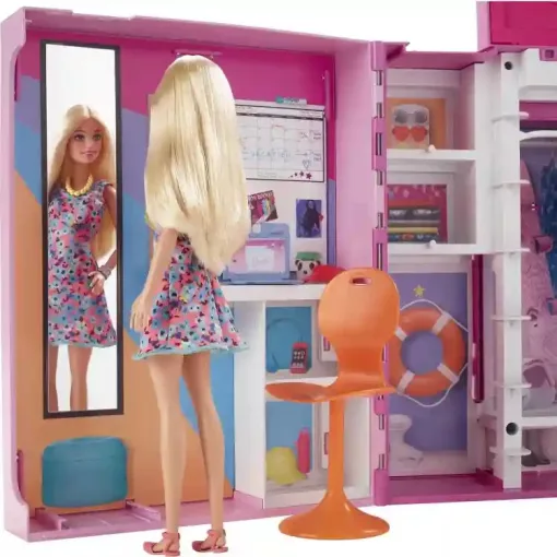 Mattel Barbie hordozható öltözőszoba ruhákkal és babával