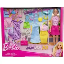Mattel Barbie baba ruhákkal