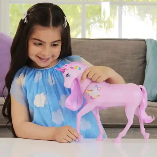 Mattel Barbie interaktív unikornis fénnyel és hanggal