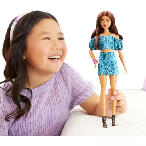 Mattel Barbie Style baba türkizkék ruhában