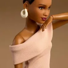 Mattel Barbie Basics Signature Model Collector divatbaba 08 elegáns ruhában