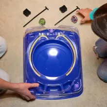 Hasbro Beyblade X Drop Attack harci aréna 2db pörgettyűvel és kilövővel
