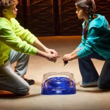 Hasbro Beyblade X Drop Attack harci aréna 2db pörgettyűvel és kilövővel