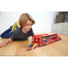 Mattel Disney Verdák: Mack autószállító kamion Villám McQueen kisautóval