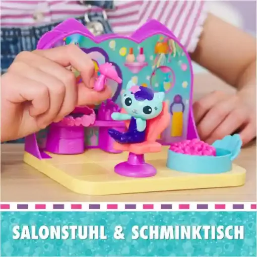 Gabi babaháza: Gabi wellness fürdője Szirénke figurával