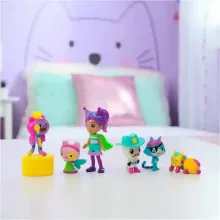 Gabi babaháza: Ünnepi figuraszett, Gabby"s Dollhouse
