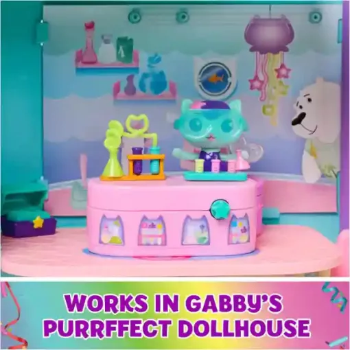 Gabi babaháza: Szirénke laboratóriuma figurával, Gabby"s Dollhouse