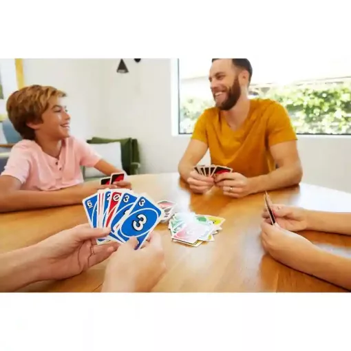 Mattel Games - UNO klasszikus kártyajáték
