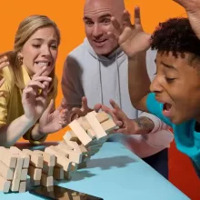 Hasbro Jenga társasjáték digitális kockával