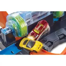 Mattel Hot Wheels dugóhúzó motorizált pályakészlet kisautóval