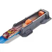 Mattel Hot Wheels dugóhúzó motorizált pályakészlet kisautóval