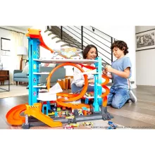 Mattel Hot Wheels cápás ultimate garázs kisautókkal