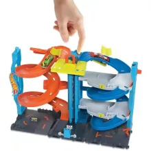 Mattel Hot Wheels 2 az 1-ben átalakítható versenytorony kisautóval