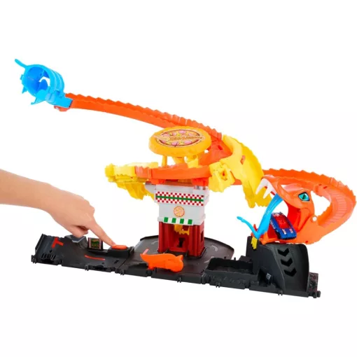 Mattel Hot Wheels kobratámadás a pizzériában