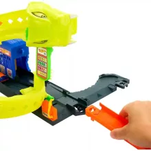 Mattel Hot Wheels kígyóspirál támadás pályaszett