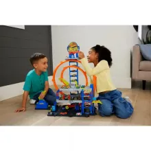 Mattel Hot Wheels mega hurok emeletes garázs kisautóval