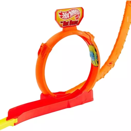 Mattel Hot Wheels szuper ugratópálya kisautóval