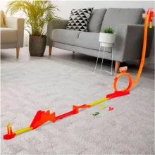 Mattel Hot Wheels szuper ugratópálya kisautóval