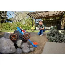 Mattel Hot Wheels Monster Trucks RC tigriscápa távirányítós autó 30cm