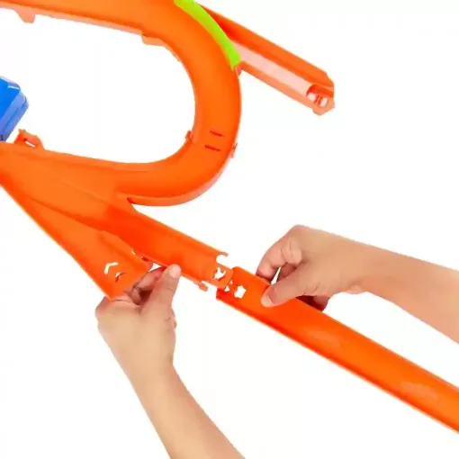 Mattel Hot Wheels ütközés a levegőben motorizált pályaszett kisautóval