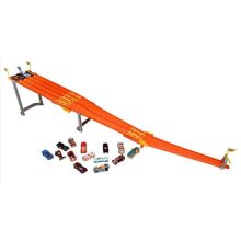 Mattel Hot Wheels Y7821 4 utas versenypálya 18db kisautóval