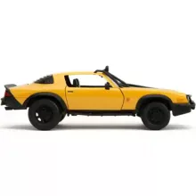 Jada Toys - Transformers: 1977 Chevrolet Camaro Bumblebee fém játékautó 22cm emblémával