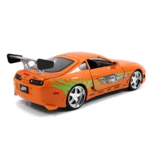 Jada Toys - Halálos iramban: Brian's 1995 Toyota Supra fém játékautó 22cm Brian figurával (253205001)