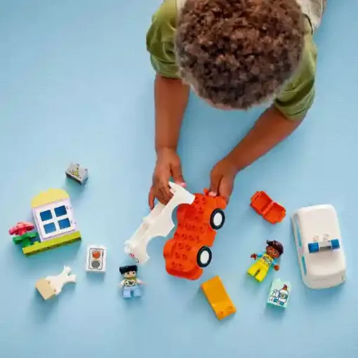 Lego Duplo 10447 Mentőautó és mentősofőr