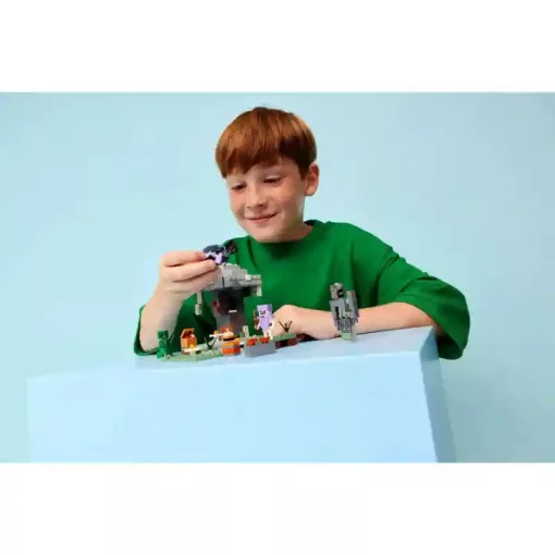 Lego Minecraft 21586 A sápadtkert