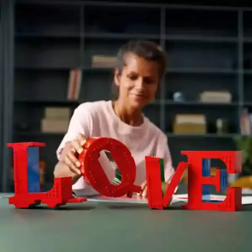 Lego Art 31214 LOVE