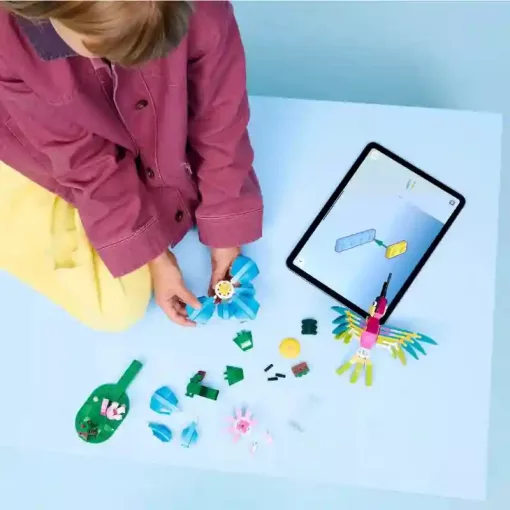 Lego Creator 31384 Vadállatok: Színpompás kolibri