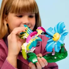 Lego Creator 31384 Vadállatok: Színpompás kolibri