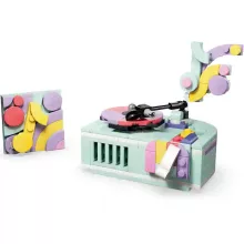 LEGO® Creator 31392 Zongora cicával (magnó, lemezjátszó)