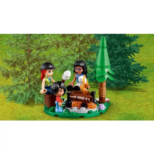 Lego Friends 41683 Erdei lovaglóközpont