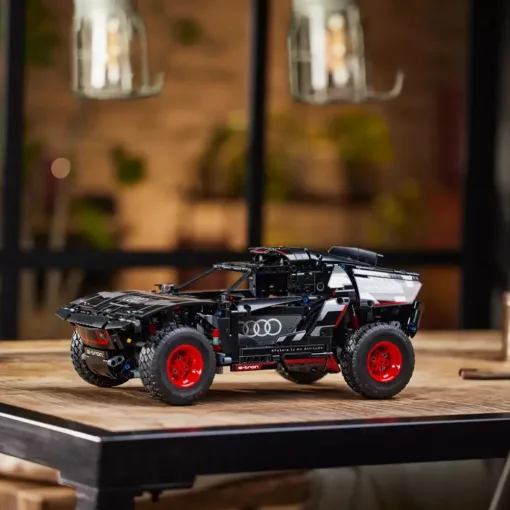 Lego Technic 42160 Audi RS Q e-tron RC távirányítós rally autó