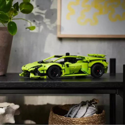 Lego Technic 42161 Lamborghini Huracán Tecnica szuperautó