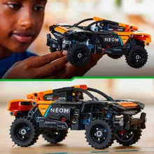 Lego Technic 42166 NEOM McLaren Extreme E versenyautó