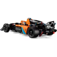 Lego Technic 42169 NEOM McLaren Formula E hátrahúzós versenyautó