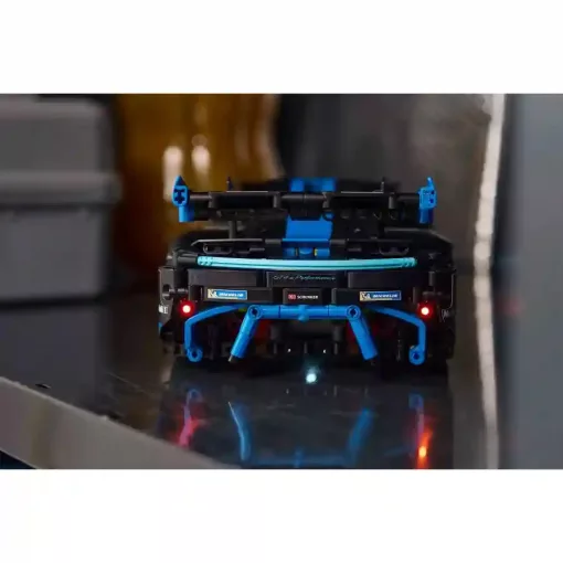Lego Technic 42176 Porsche GT4 e-Performance versenyautó