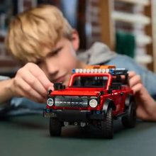 Lego Technic 42213 Ford Bronco® SUV terepjáró