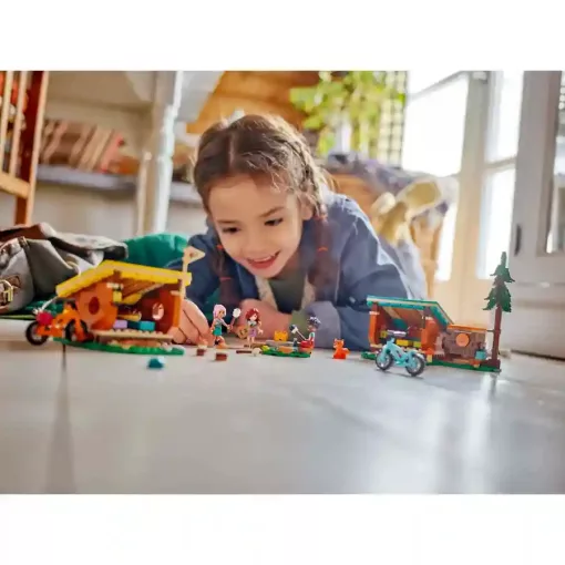 Lego Friends 42624 Otthonos kabinok a kalandtáborban