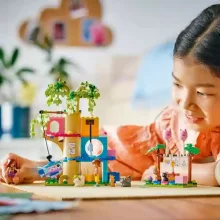 Lego Friends 42666 Születésnapi cicazsúr és lombház cicáknak