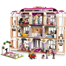 LEGO Friends 42704 Heartlake City Grand Hotel