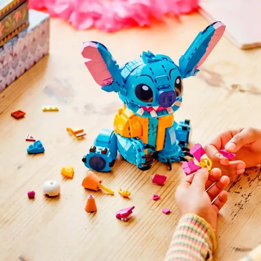 Lego Disney 43249 Lilo és Stitch: Stitch figura