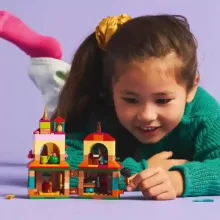 Lego Disney 43261 Encanto miniház