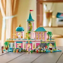 Lego Disney 43267 Hercegnőkastély és a hercegnők állatkái