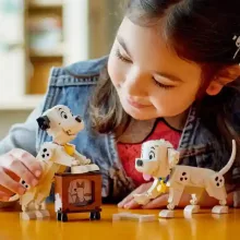 Lego Disney 43271 101 kiskutya: Kuksi és Pelyhes dalmatakölykök
