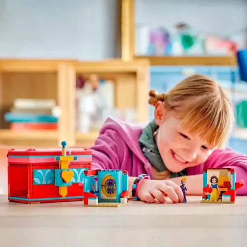 Lego Disney 43276 Hófehérke és a hét törpe: Hófehérke ékszerdoboza