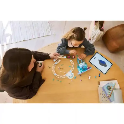 Lego Disney 43281 Jégvarázs: Elza jégkastélya és szánkós kalandjai